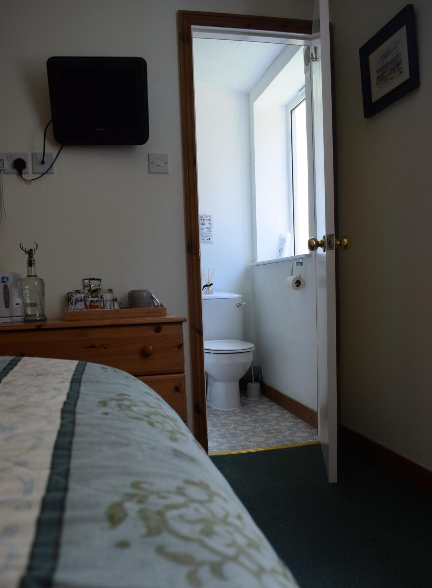 Glenan Self Catering Guest house 4*